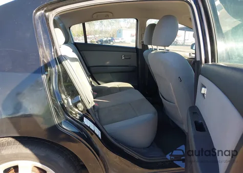 2011 Nissan Sentra 2.0Sr z USA, uszkodzony, nr VIN 3N1AB6AP4BL621103